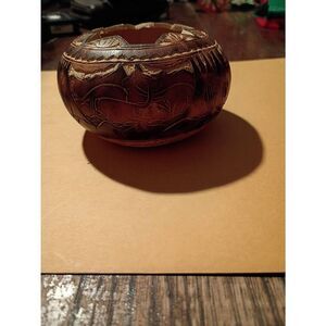 Vintage Signed Peruvian Hand Carved Gourd Leoncio V.L. Peru Collectible Decor